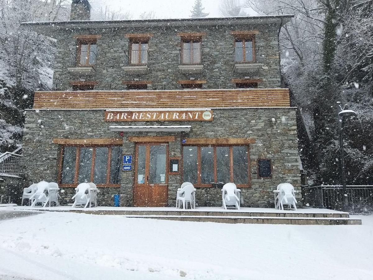 Hostal Les Roquetes Queralbs Exterior foto
