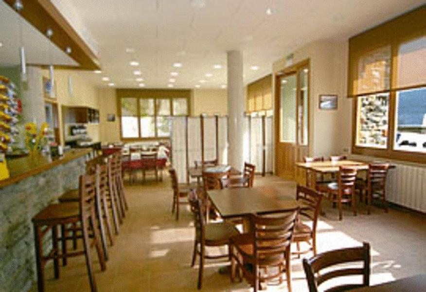Hostal Les Roquetes Queralbs Exterior foto